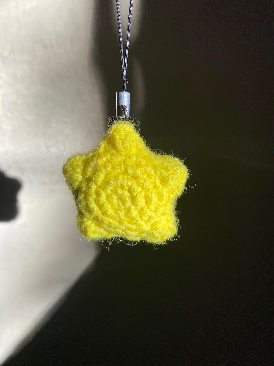 ⭐ Llavero Estrella Tejido a Crochet - Hecha a mano
